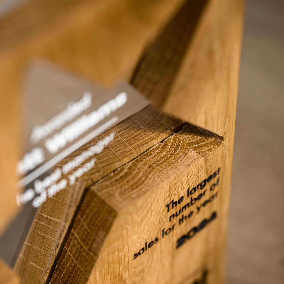 Wooden award with acrylic v24