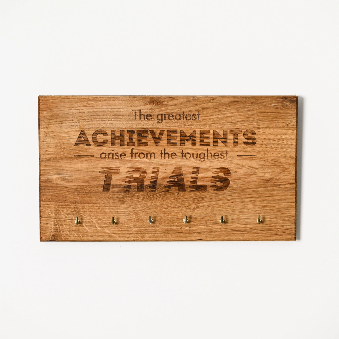 Wooden medal holder v2