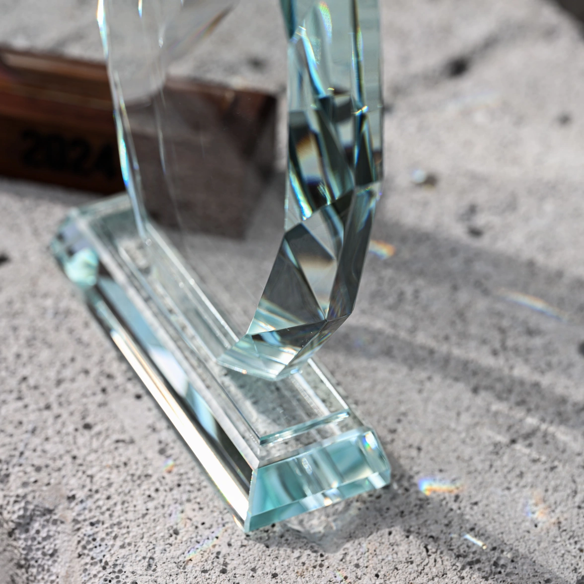 Glass award v1