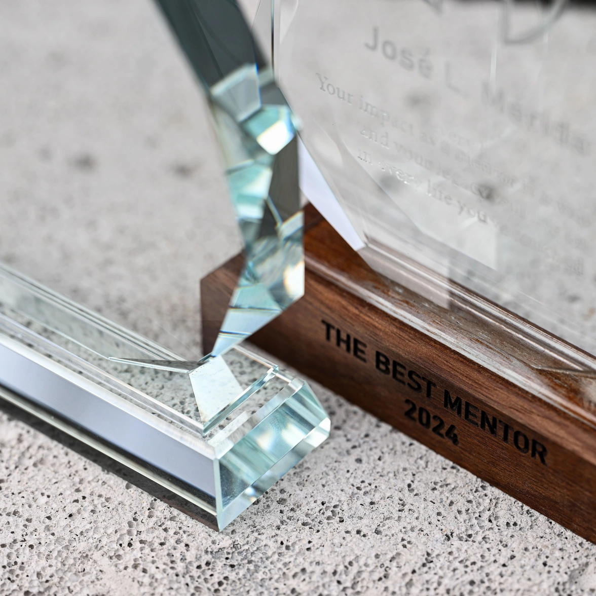 Glass award v2